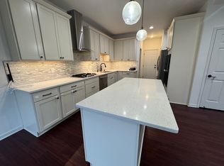 12913 Penn Ave S, Burnsville, MN 55337