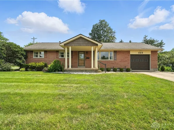 509 Ridge Rd, Lebanon, OH 45036