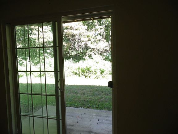 3rd image of 8836 Royal Manor Dr #103