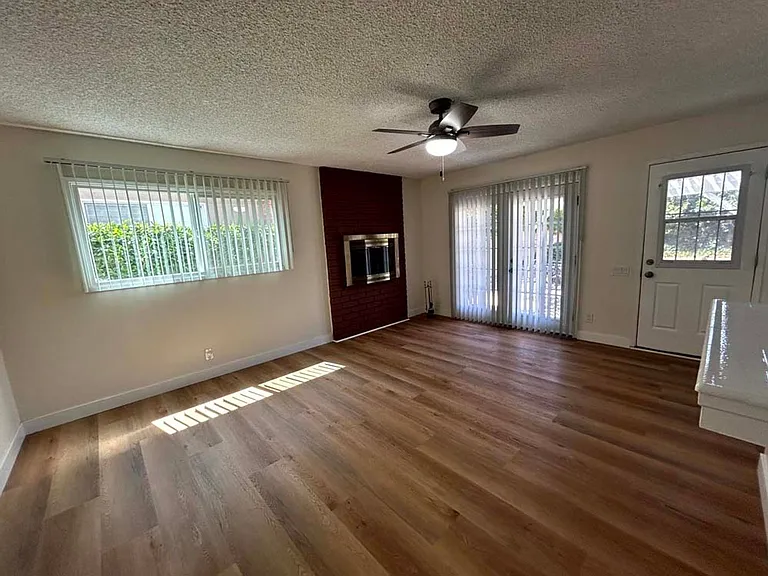 22739 Marlin Pl — Photo 9