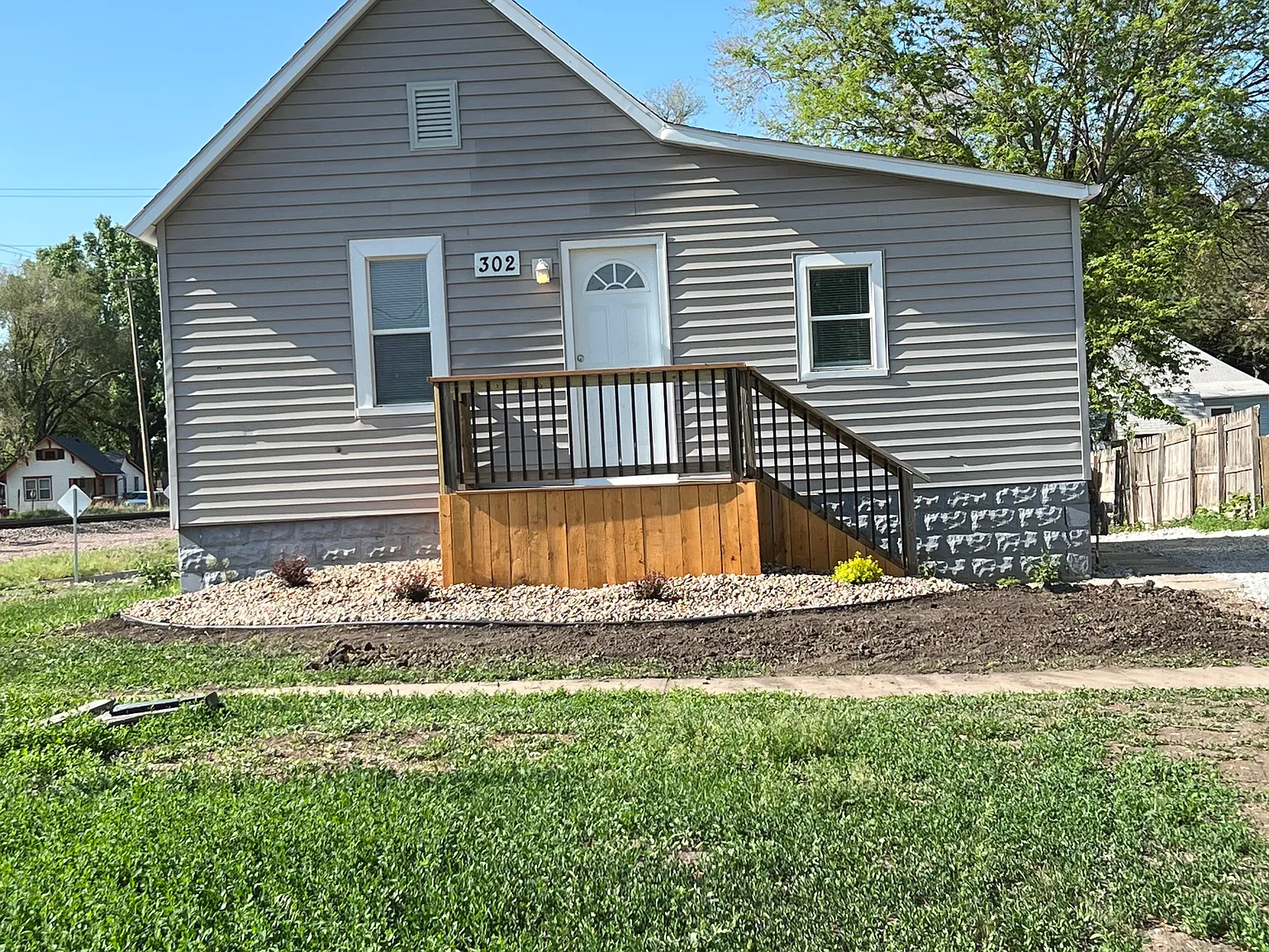 1 bed, 1.5 bath, 1253 sqft, $1,350 — Photo 1