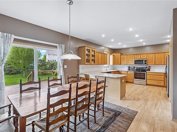 4th image of 9716 Ashton Dr