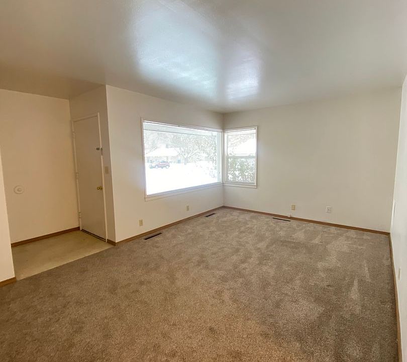 Cherry Manor Apartments 702 Gellatly St Wenatchee WA Zillow