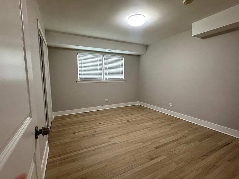 1215 Balmoral Ave #2 — Photo 11
