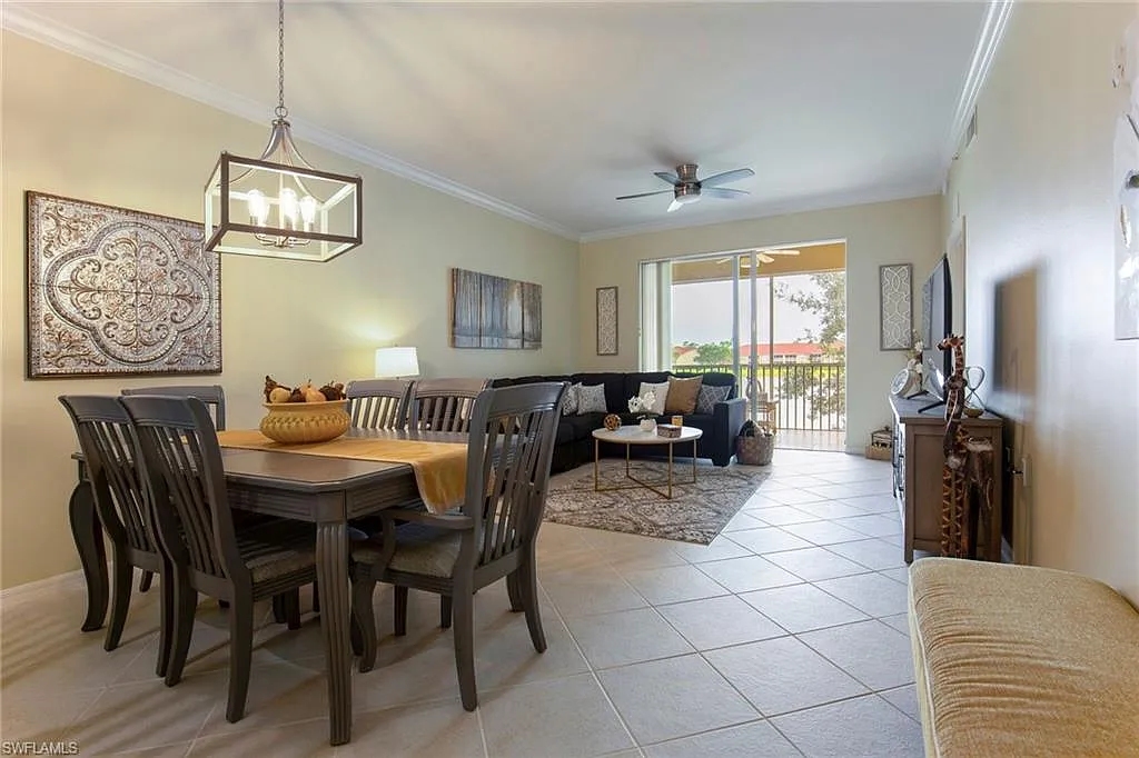 2 bed, 2.0 bath, 1194 sqft, $5,000 — Photo 3
