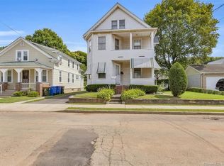 2 James St, Meriden, CT 06451