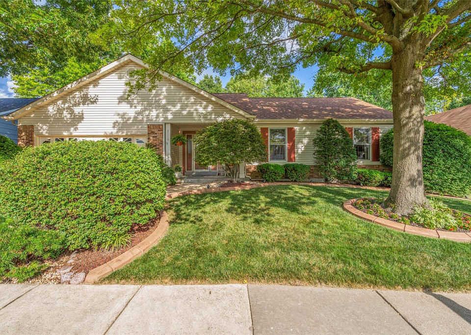 1st image of 2116 Dettmer Pl