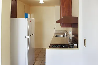 Sold by Thomas Lipovetsky, LREB