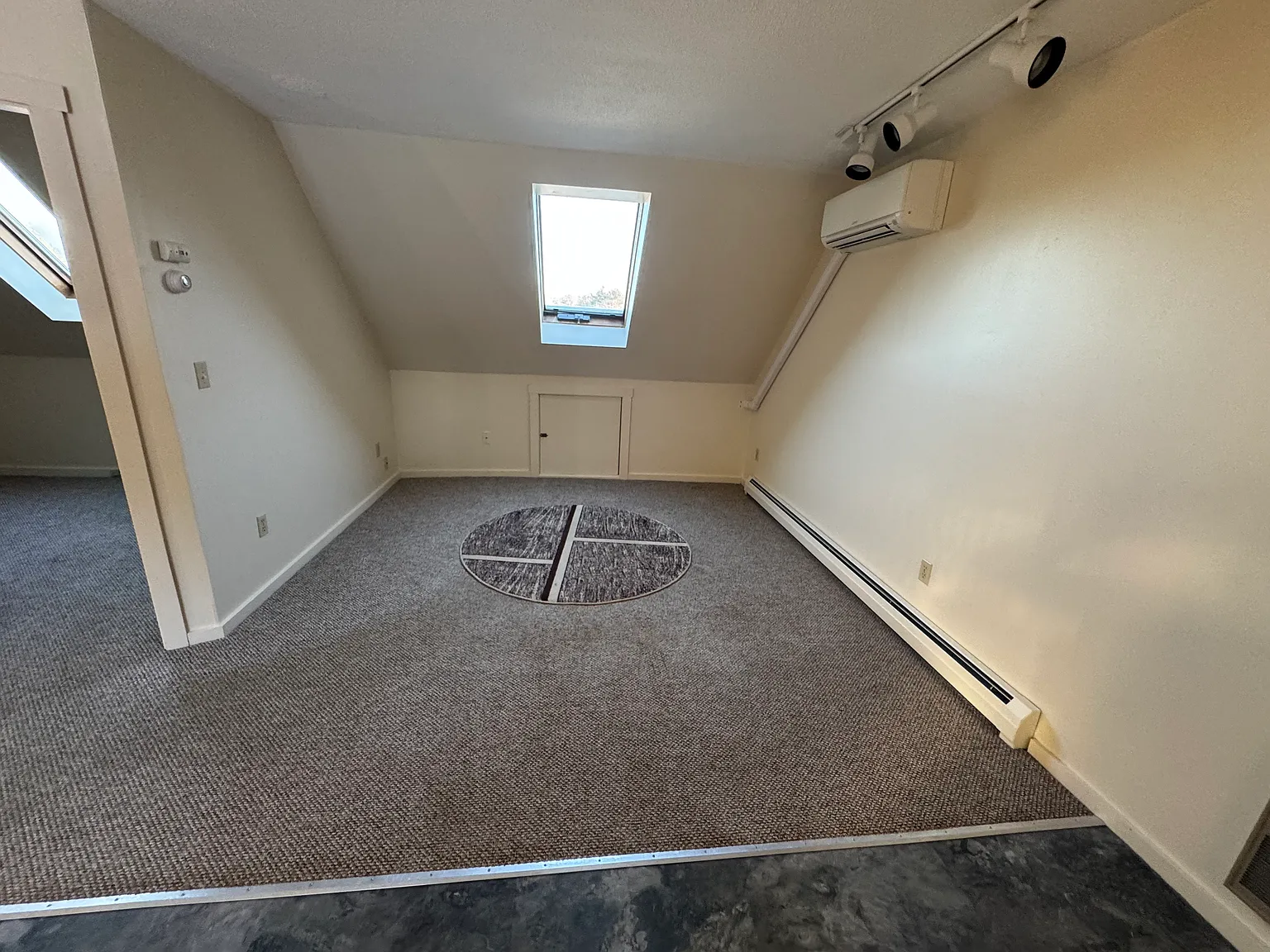 1268 meadow rd — Photo 2
