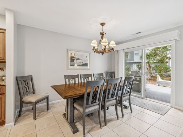 3 Shelley Ct
