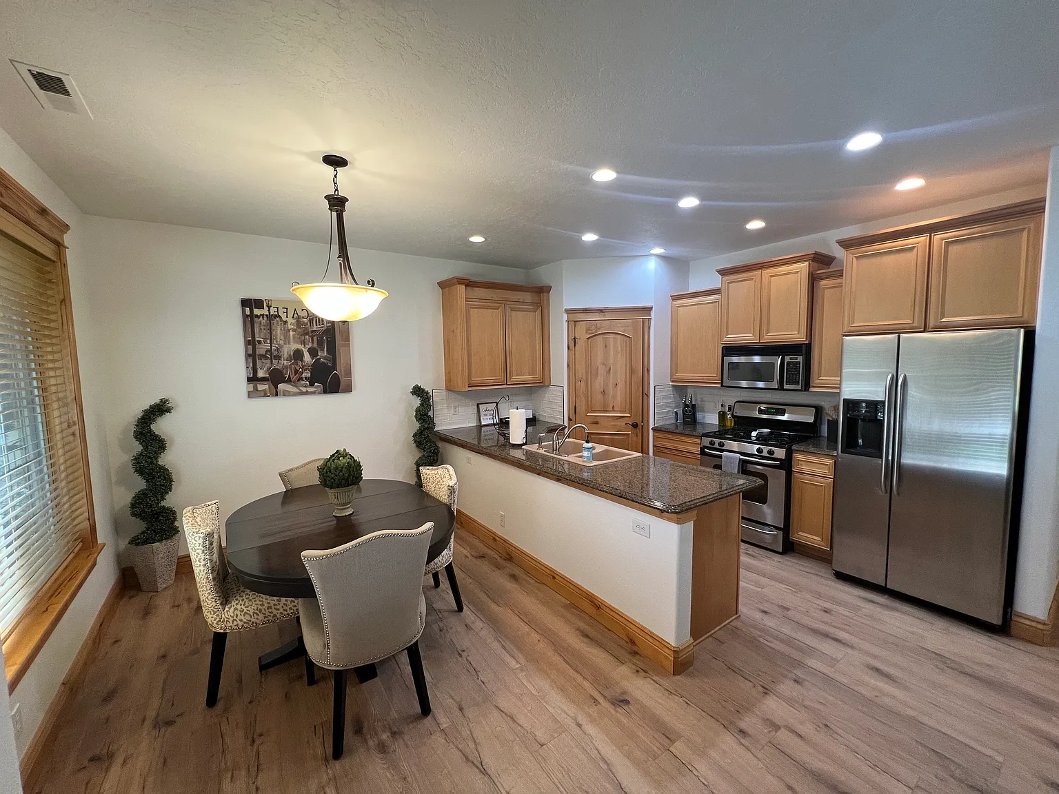 1051 W Willow Lake Loop — Photo 3
