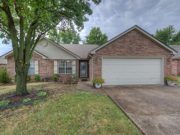 10904 E 118th St N, Collinsville, OK 74021