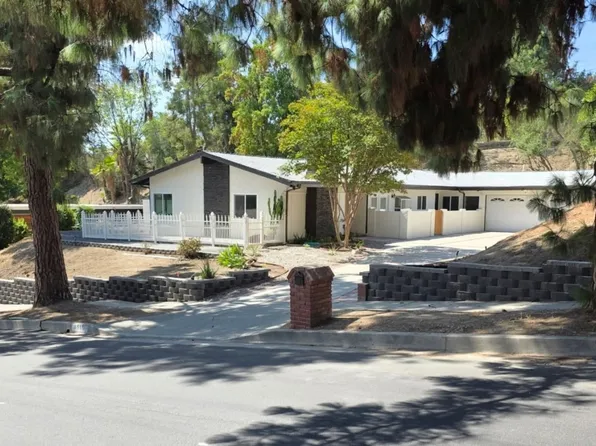 8511 Rudnick Ave, Canoga Park, CA 91304
