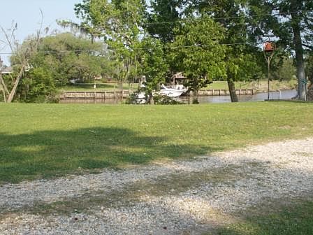 4th image of 1902 Alcide Cir