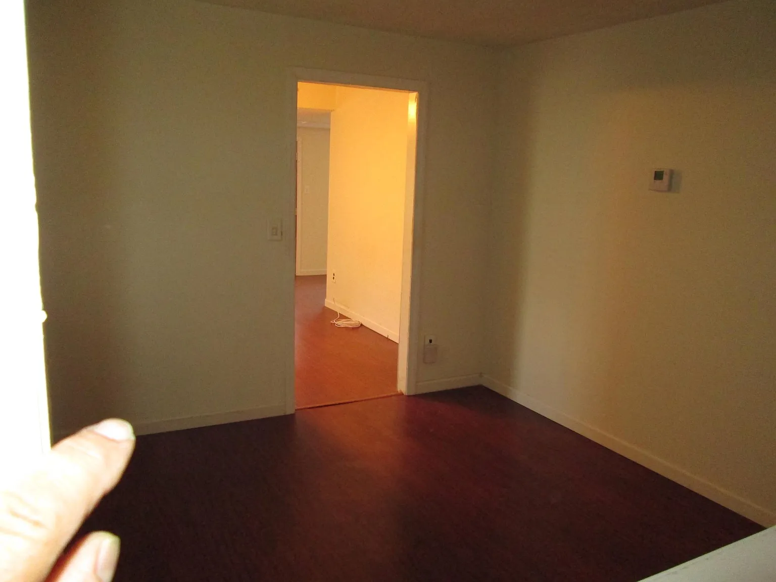3 bed, 910 sqft, $2,800 — Photo 4