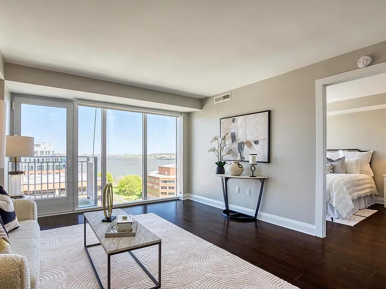 925 N Fairfax St #1004 — Photo 13