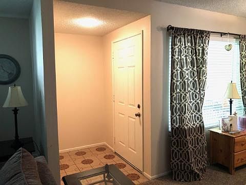 5th image of 1543 W Avenue L Unit 3