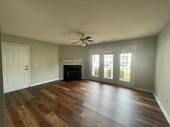 3rd image of 7151 W Friendly Ave Unit A