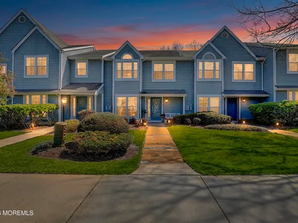 284 Elmwood Court, Howell, NJ 07731