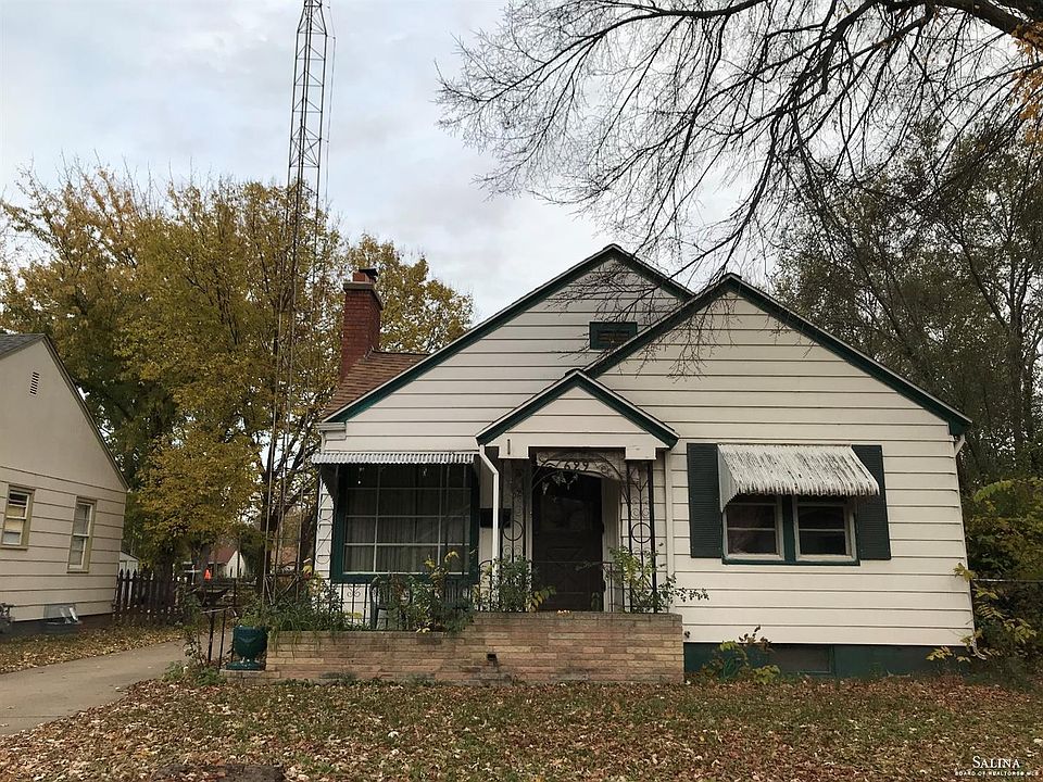 1st image of 629 S Phillips Ave