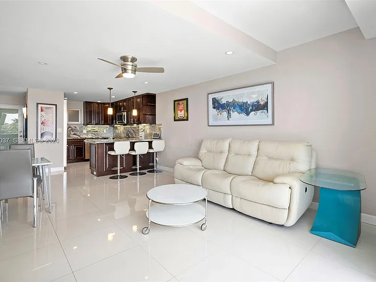 2840 N Ocean Blvd #404 — Photo 3