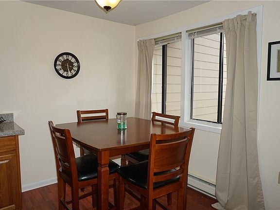 5th image of 248 Watertree Dr