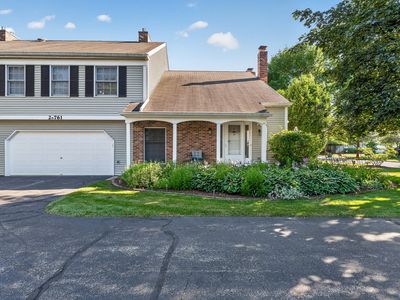2S761 Grove Ln, Warrenville, IL, 60555