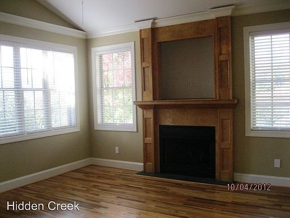 5th image of 311 Orchard Ln