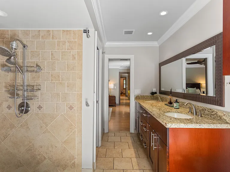 4050 NW 7th Ln — Photo 22
