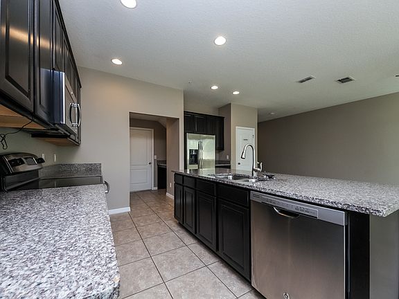 5th image of 1088 Palma Verde Pl