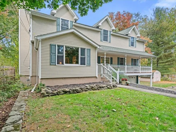 3 Seven Lakes Drive, Sloatsburg, NY 10974