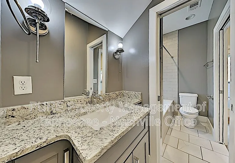 1412 Lillian St #B — Photo 33