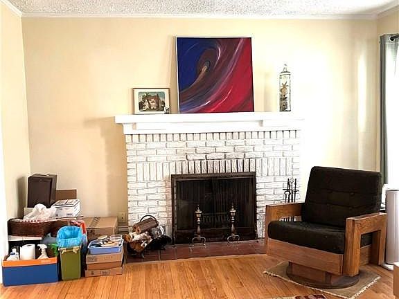 4th image of 1419 Avondale Rd