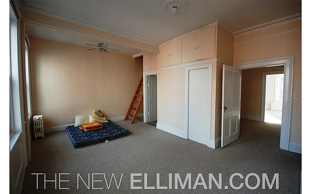 Rented by Douglas Elliman | media 38