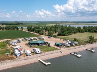 2603 Northshore Dr, Lake Preston, SD 57249