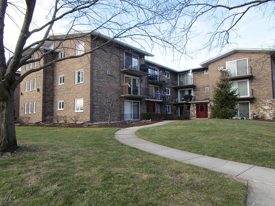1st image of 9032 W 140th St APT 2D