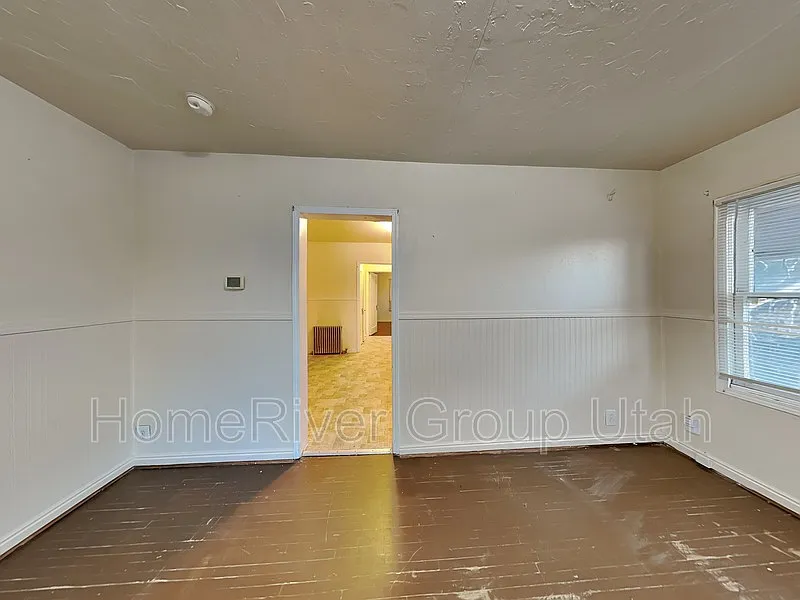1 bed, 1.0 bath, 800 sqft, $1,050 — Photo 3