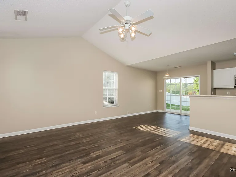 2170 Wexford Way — Photo 4