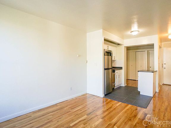 2nd image of 435 W 45th St APT 2A
