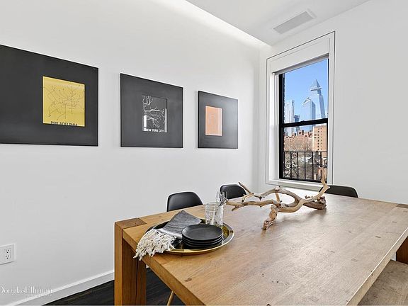 4th image of 340 W 19th St APT 22