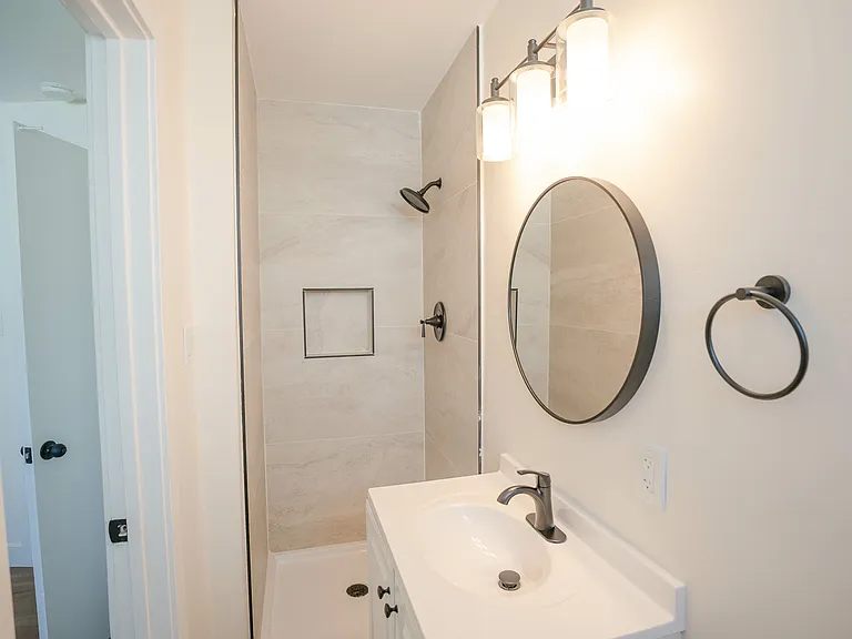 821 W 167th St #10 — Photo 11