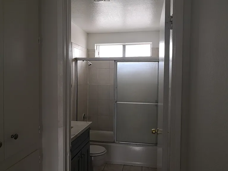 415 S Orange Ave #I — Photo 5