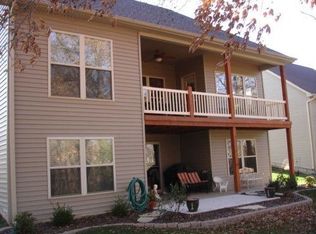 1613 Prospect Village Dr, Lake Saint Louis, MO 63367