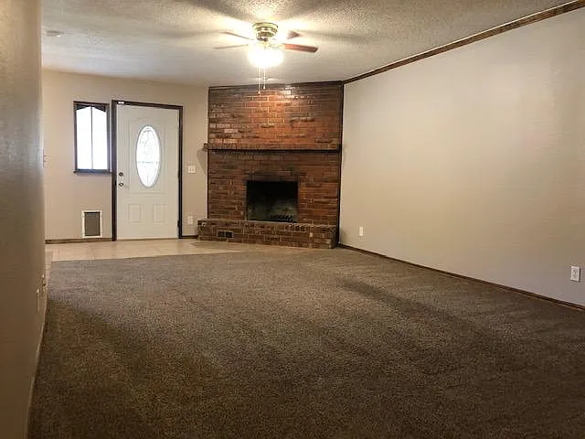 4101 S Date Pl — Photo 2