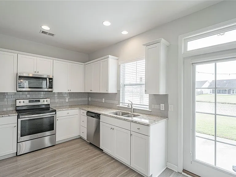 185 Brickhill Cir — Photo 13