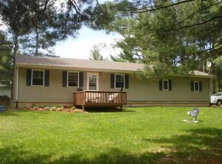 977 Lafayette St, Oregon, IL 61061