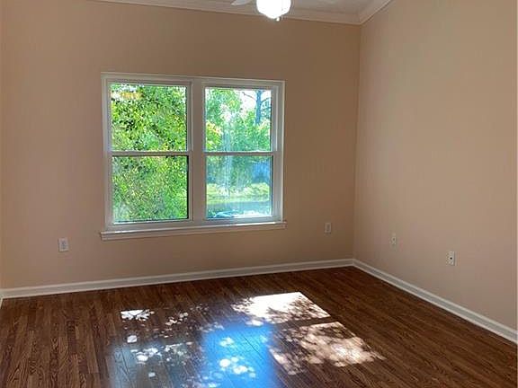 4th image of 1601 Nectarine St APT E5
