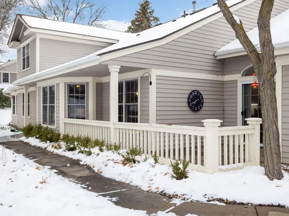 805 Ivy Ln, Eagan, MN 55123