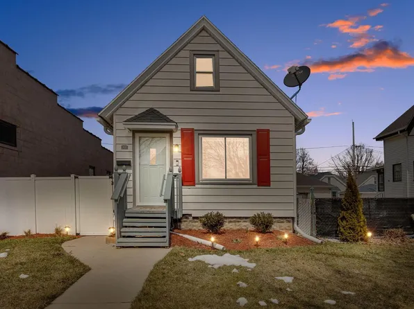 3830 East Pulaski AVENUE, Cudahy, WI 53110