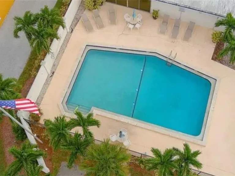 407 Cape Florida Way — Photo 26